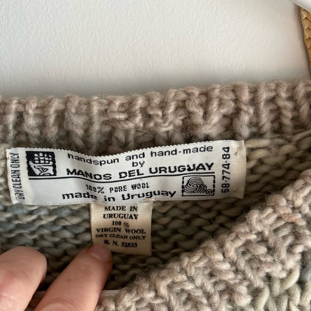 True Vintage 70’s Handmade Wool Sweater Multicolor Knit and Embroidered details - Picture 4 of 9